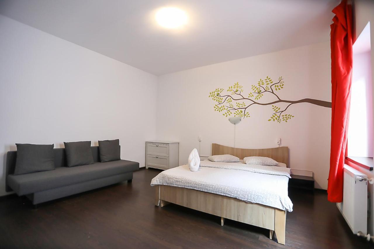 La Nuc Residence Braşov Extérieur photo